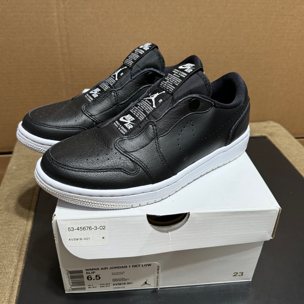 Nike Air Jordan 1 Retro Low Black Women's slip-on Shoes #D0
